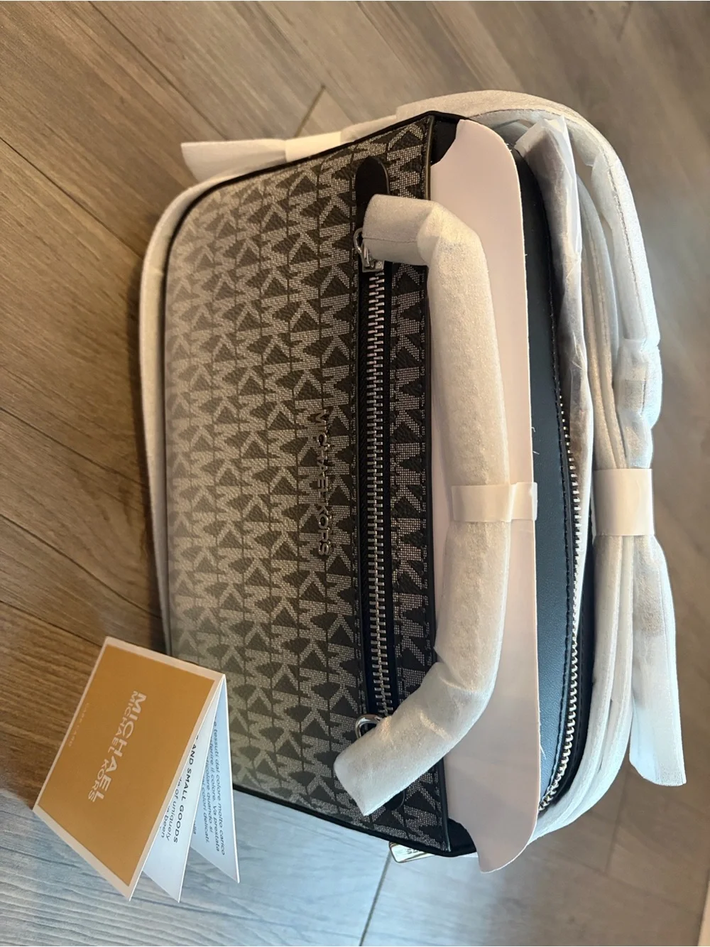 Michael Kors Crossbody Bag with Black Trim BRAND NEW
